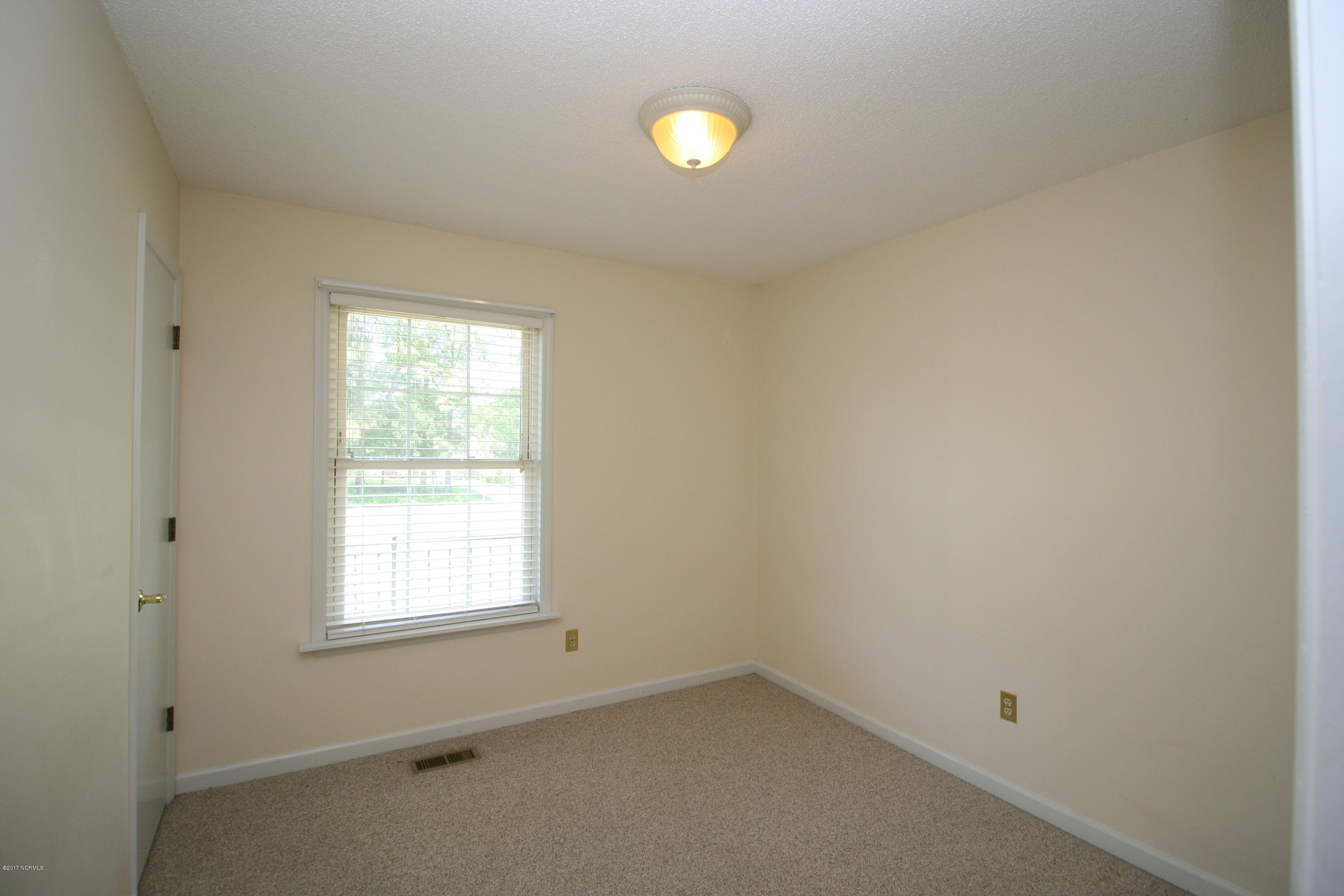 386 Bannermans Mill Road Richlands, NC 28574 - Photo 20 of 41 IMG_6285