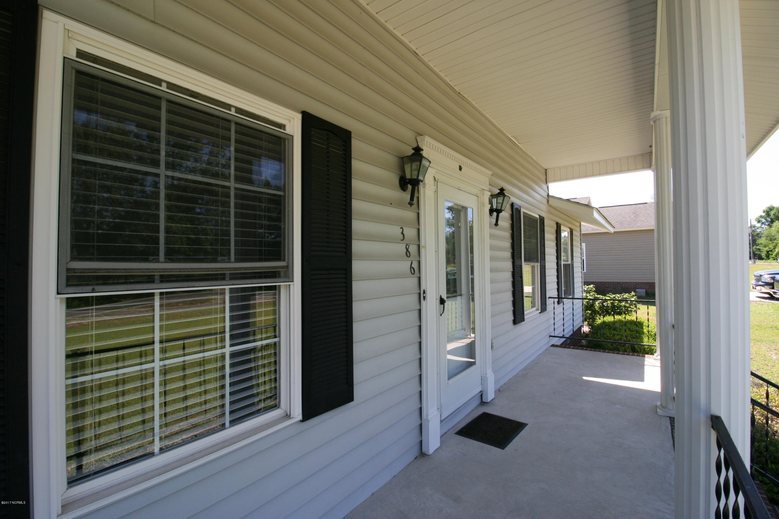 386 Bannermans Mill Road Richlands, NC 28574 - Photo 3 of 41 IMG_6301