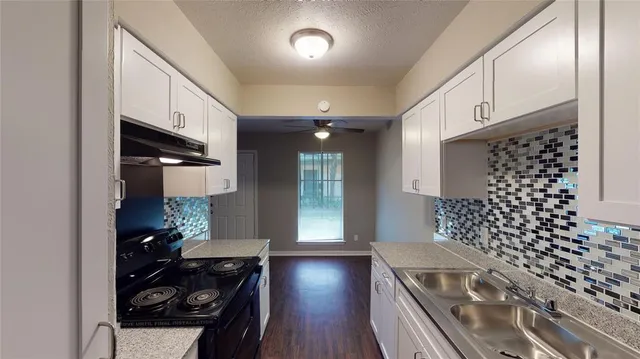 $1,075 | 1407 15th Place, Unit A1AHR, Plano, TX 75074