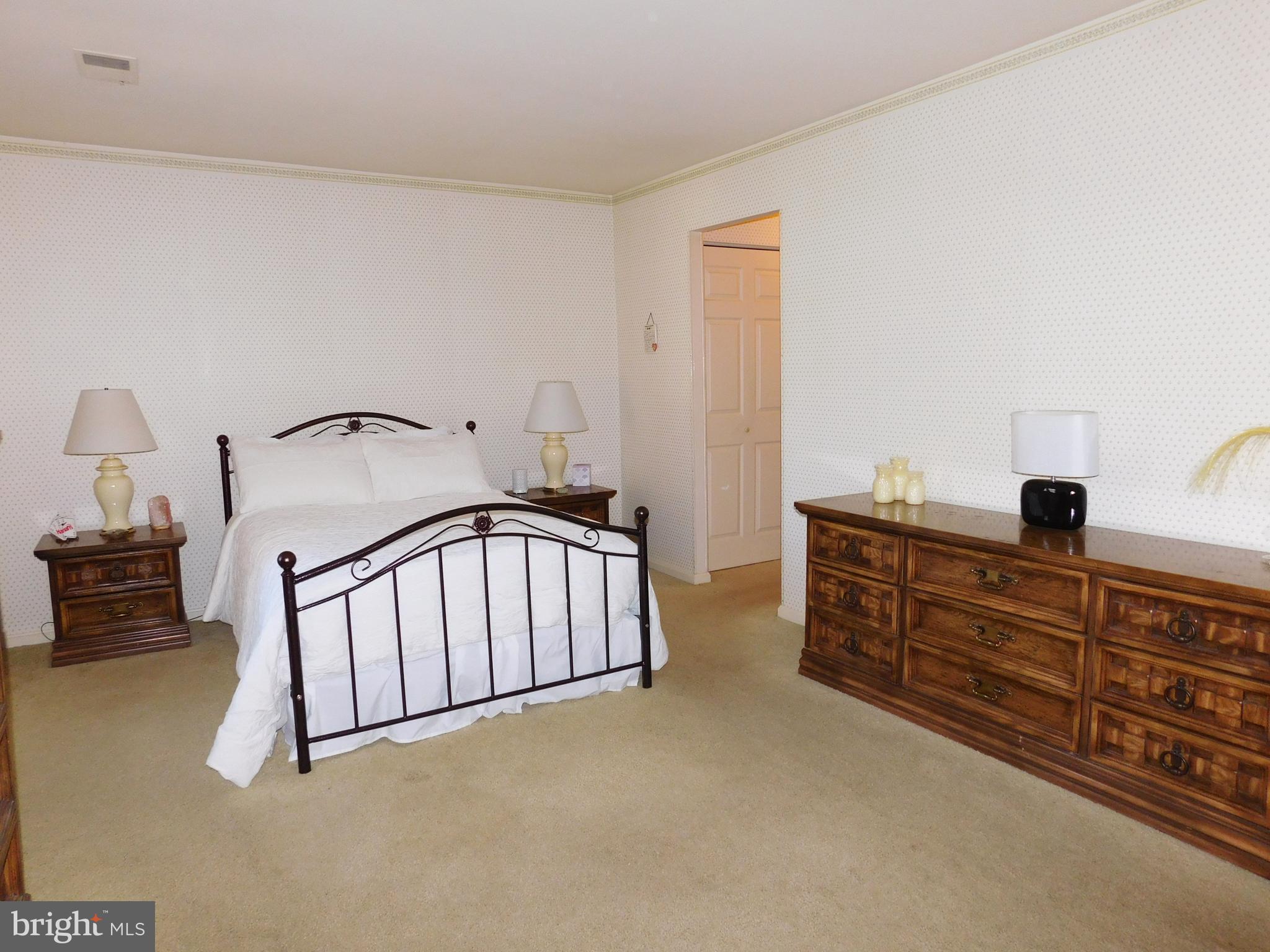 8925 Renshaw Court Springfield, VA 22153 - Photo 12 of 28 Primary Bedroom - view 3
