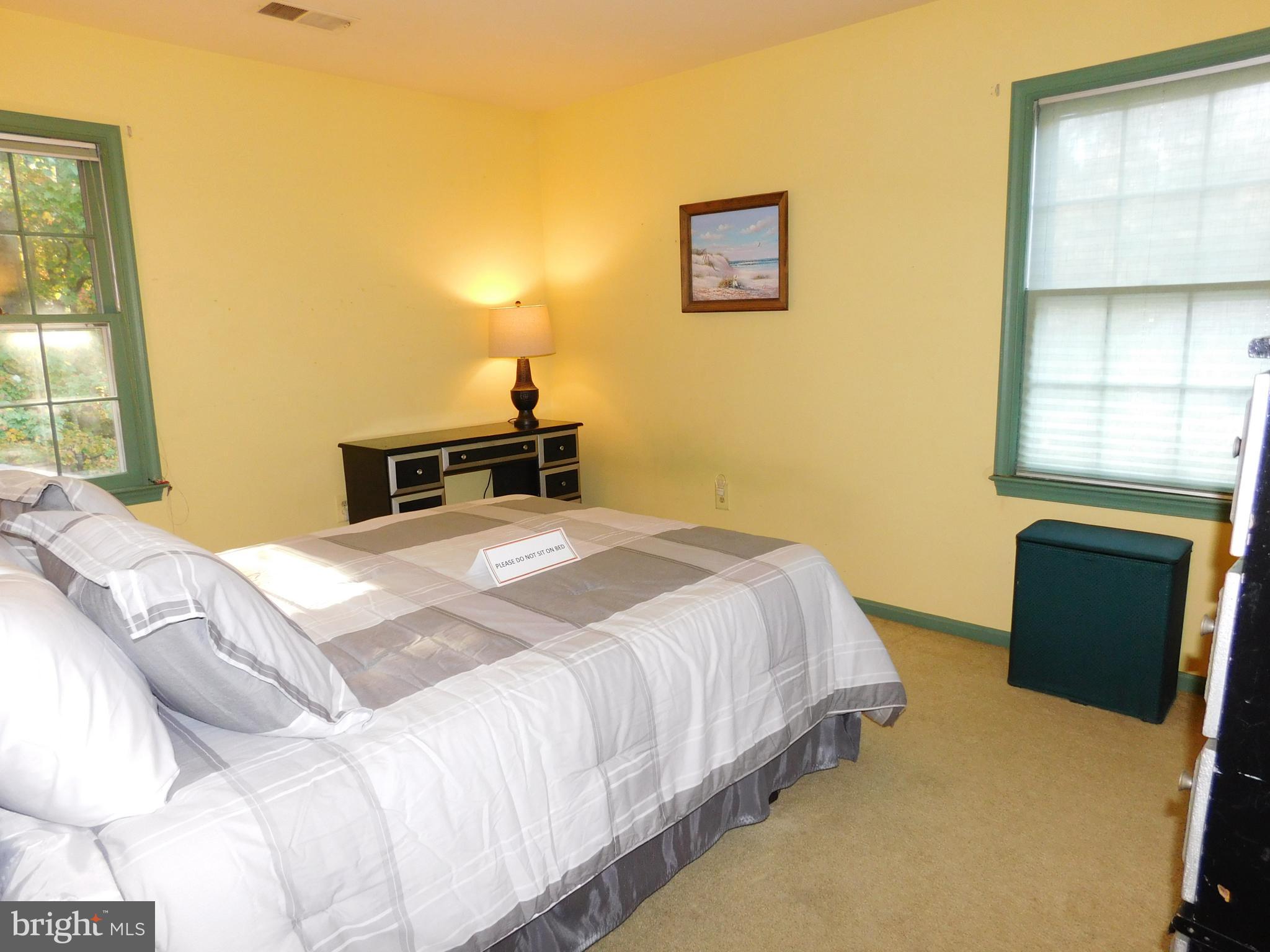 8925 Renshaw Court Springfield, VA 22153 - Photo 17 of 28 Bedroom #3 -view 1