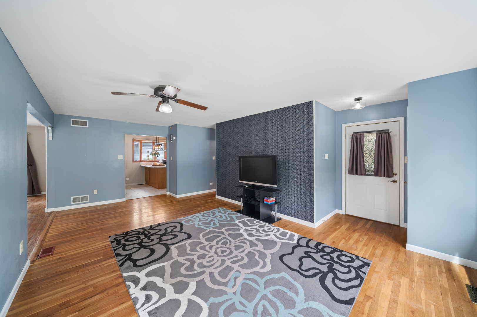 30-w044 Bruce Lane Naperville, IL 60563 - Photo 14 of 20