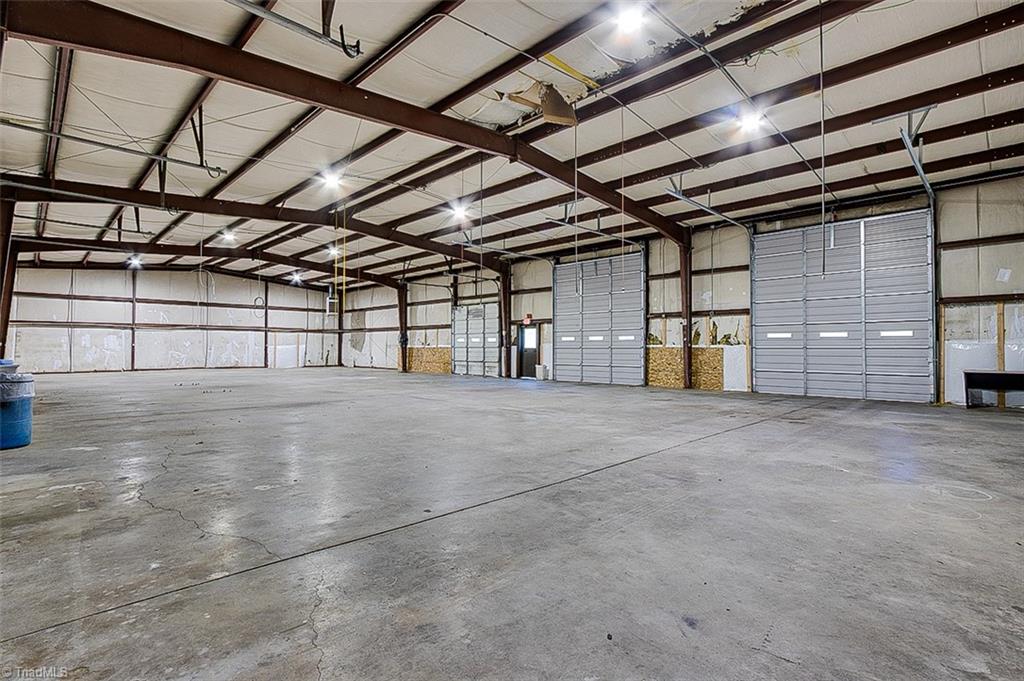6,000 SF of space