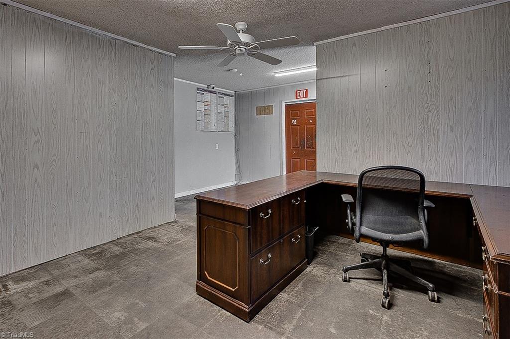 174 Lewallen Road Asheboro, NC 27205 - Photo 10 of 23 Back office