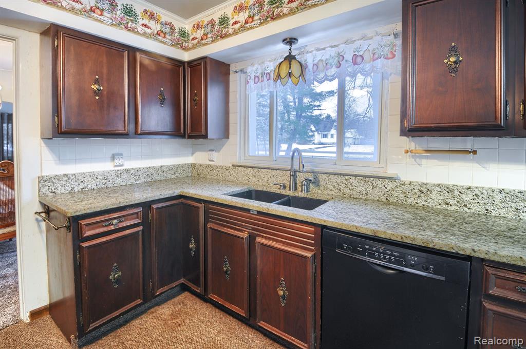 4105 North Irish Road Davison, MI 48423 - Photo 13 of 32