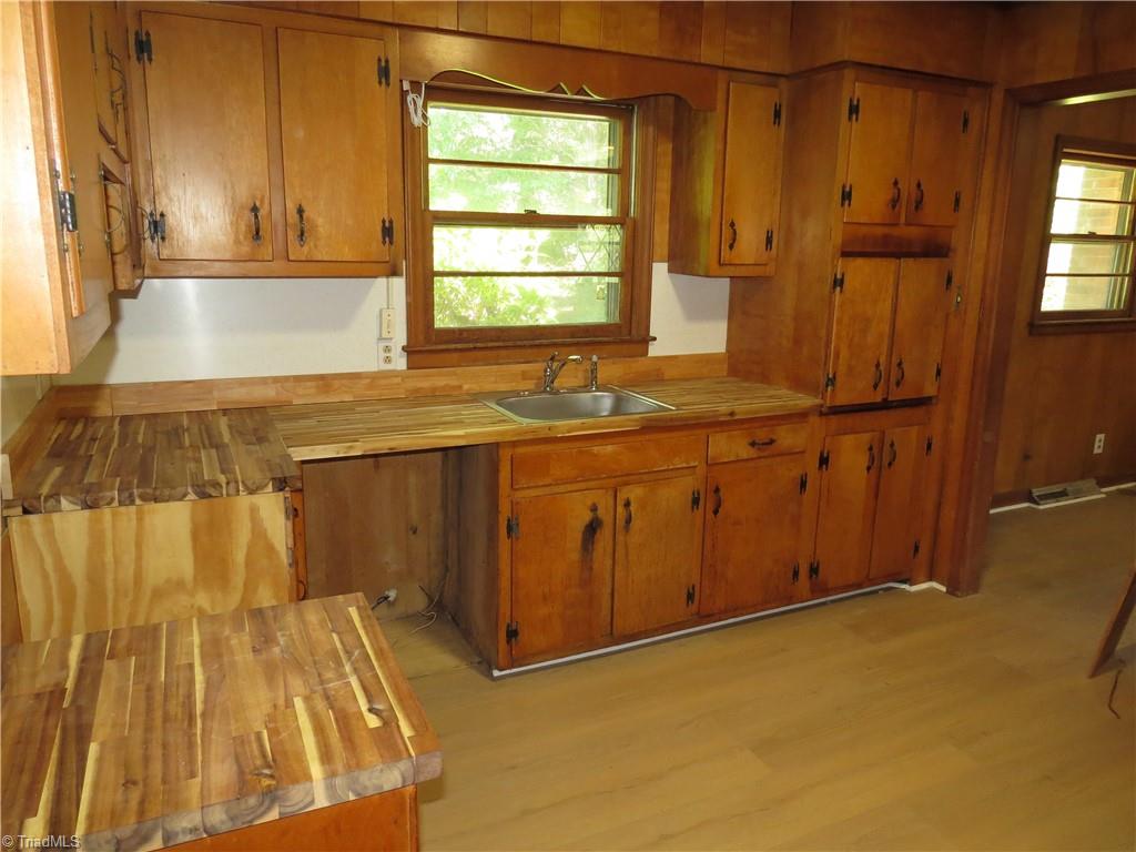 3210 Garden Road Burlington, NC 27215 - Photo 6 of 35