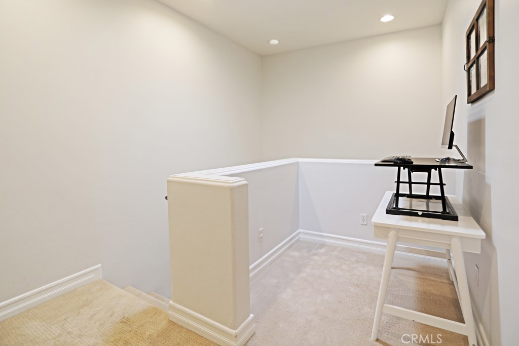 9 Orange Blossom Circle Ladera Ranch, CA 92694 - Photo 11 of 24 a view of entryway