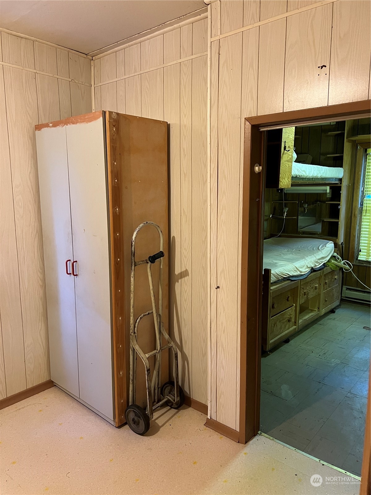4001 Renton Avenue South Seattle, WA 98108 - Photo 13 of 29 a utility room with closet
