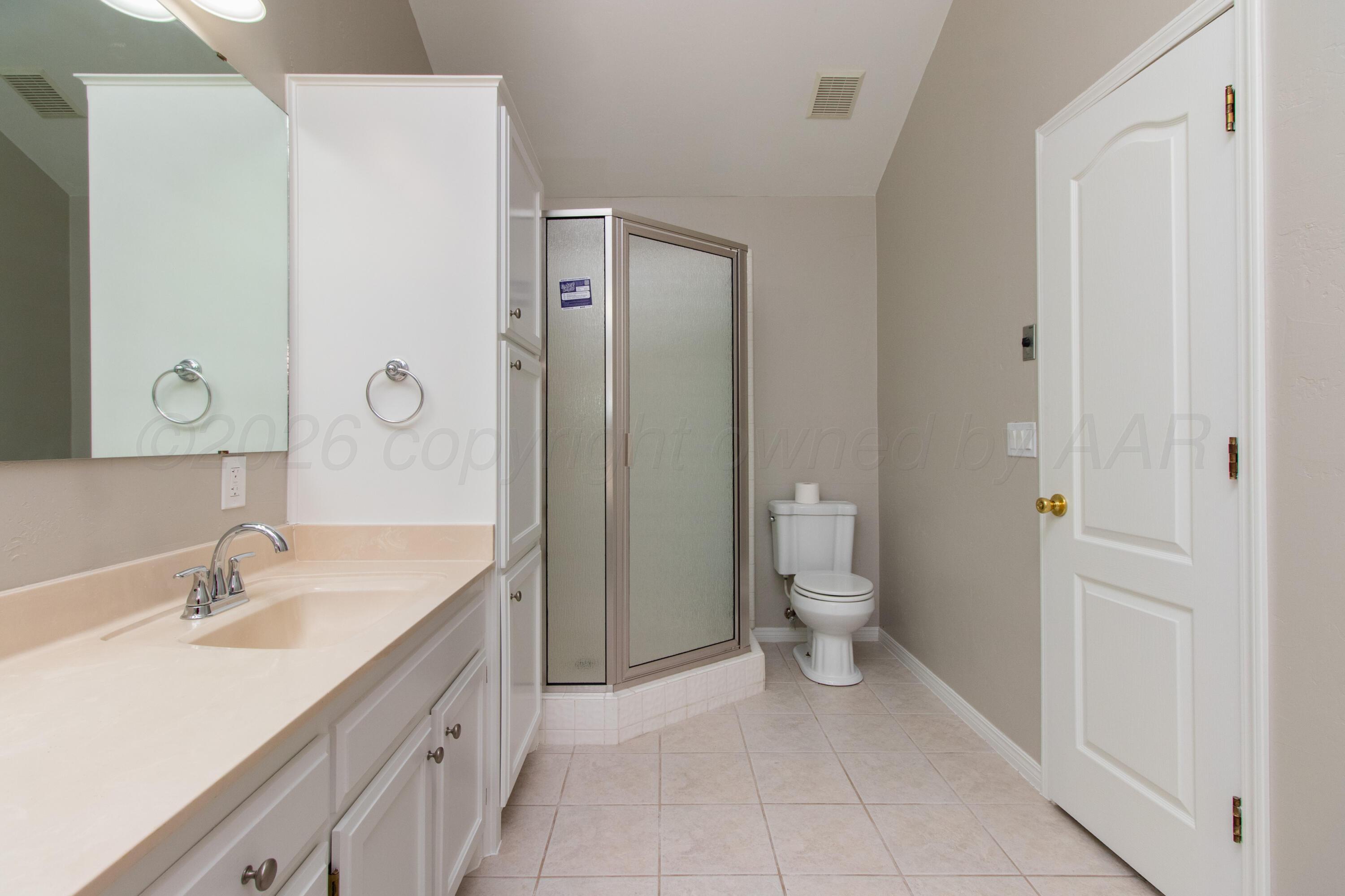 4211 Rondo Avenue Amarillo, TX 79110 - Photo 26 of 35 026