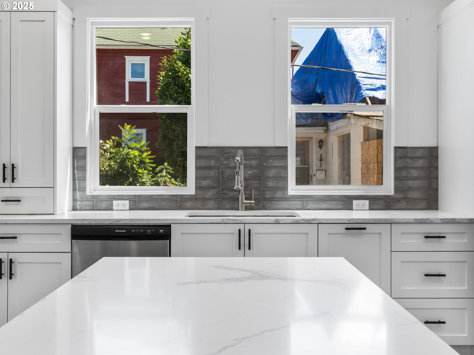 3818 Southeast Morrison Street Portland, OR 97214 - Photo 9 of 16