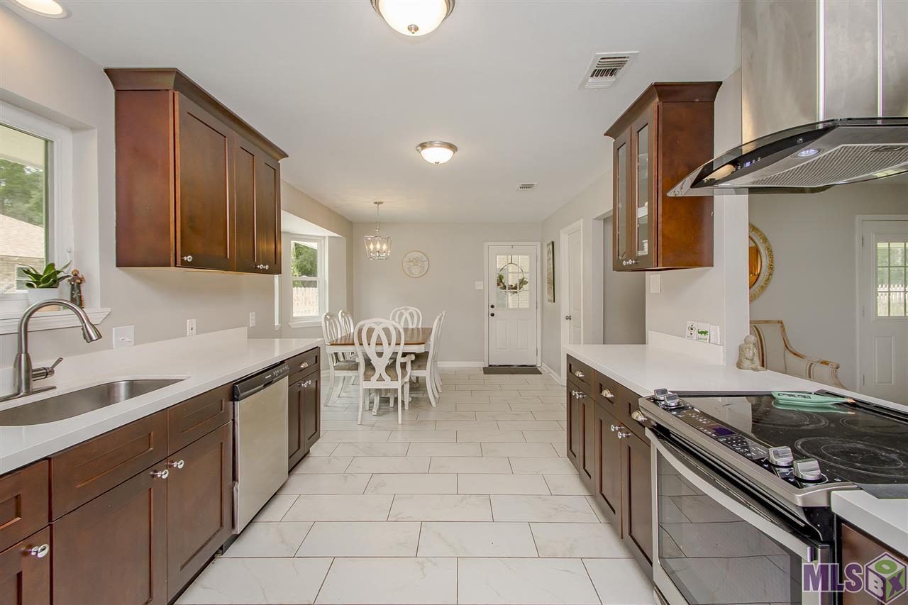 11070 Buxton Road St. Amant, LA 70774 - Photo 13 of 30 Gallery Image 13