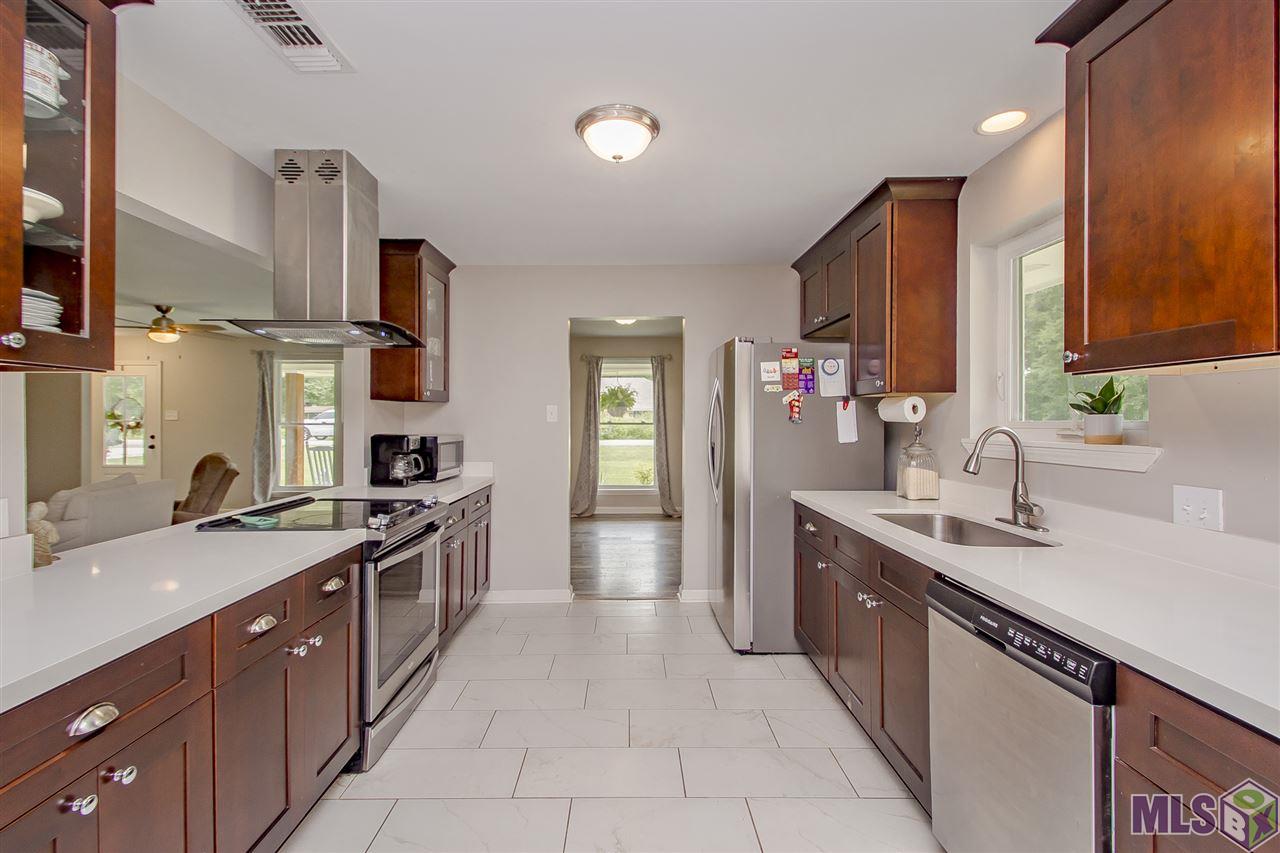 11070 Buxton Road St. Amant, LA 70774 - Photo 10 of 30 Gallery Image 10