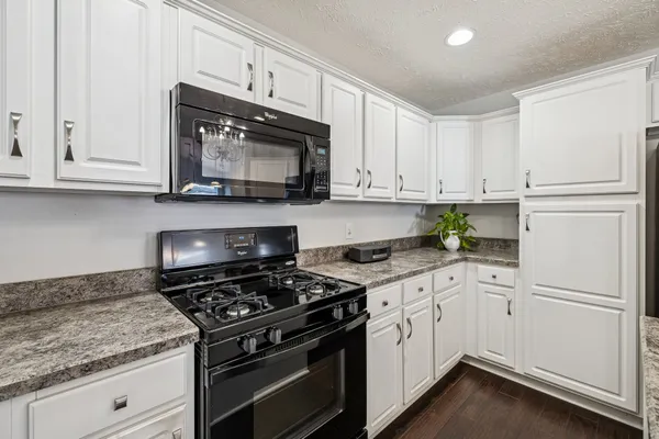 $335,000 | 395 Devon Chase Hill, Unit 4801, Gallatin, TN 37066