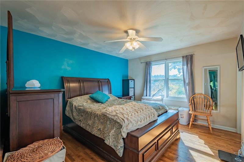 864 Blue Ridge Road Pittsburgh, PA 15239 - Photo 14 of 20 Gallery Image 14