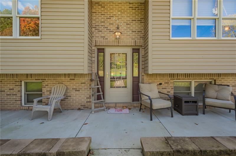 864 Blue Ridge Road Pittsburgh, PA 15239 - Photo 3 of 20 Gallery Image 3