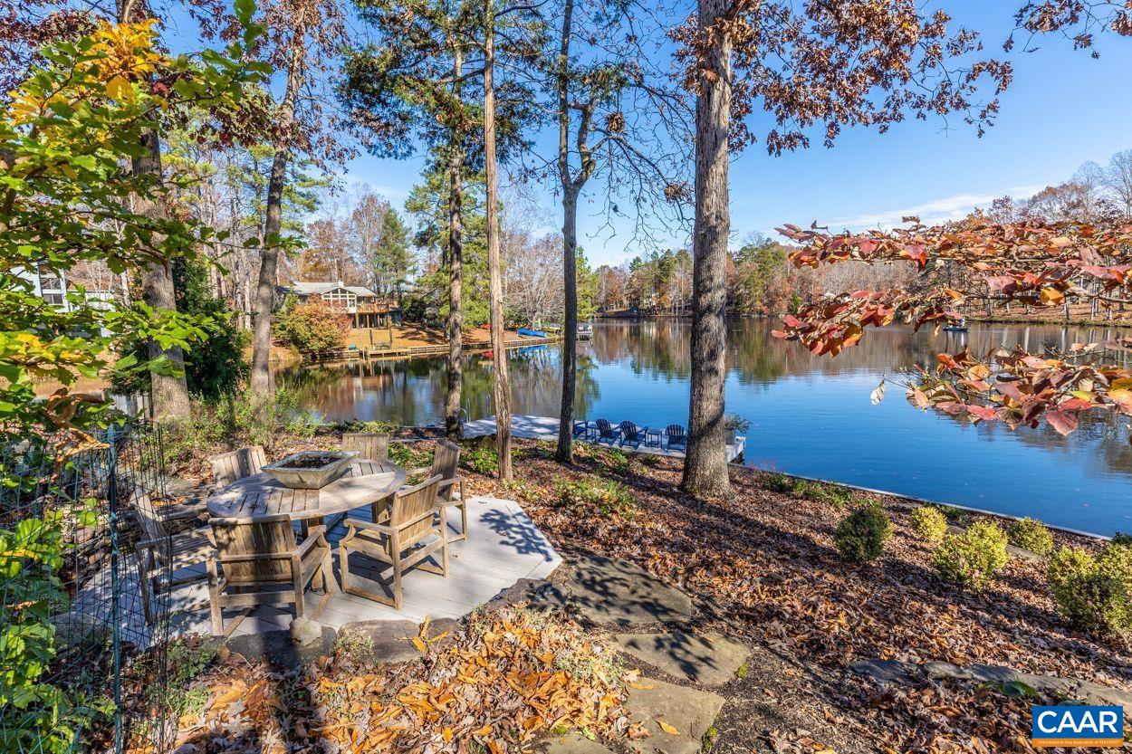 27 Amethyst Road Palmyra, VA 22963 - Photo 8 of 54 Gallery Image 8