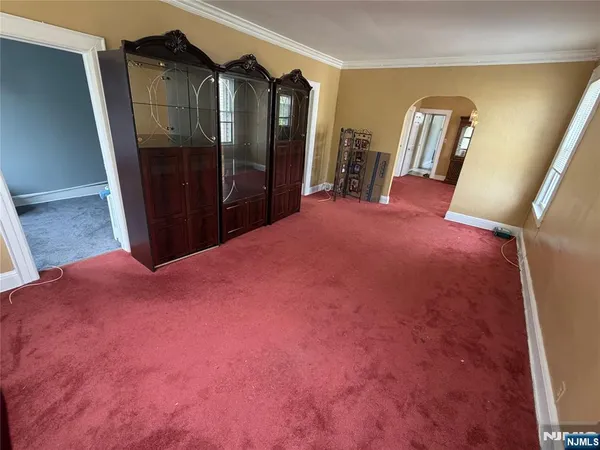 $2,600 | 440-442 East 35th Street, Unit 440, Paterson, NJ 07504