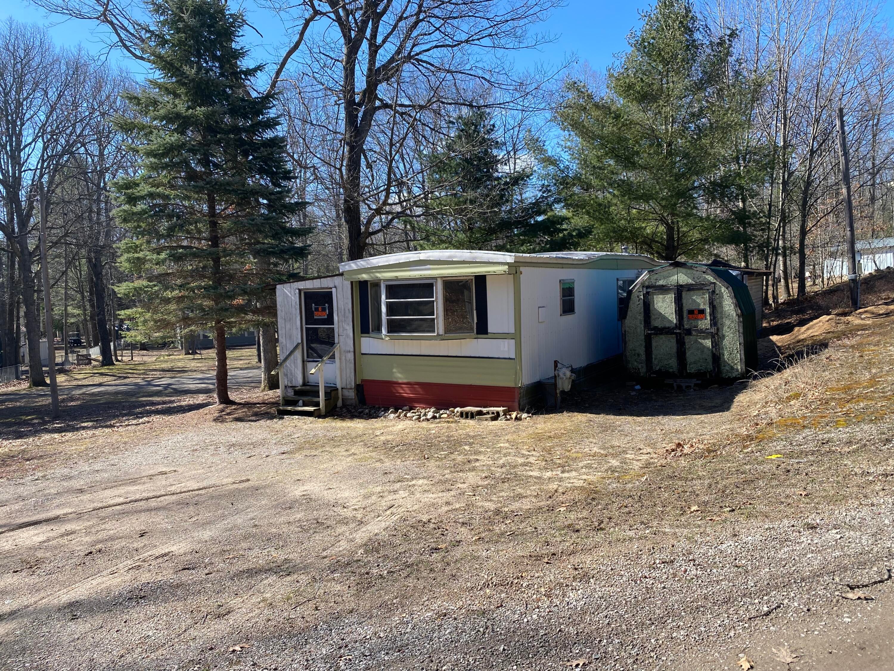 1689 Topinabee Mail Rte Road Cheboygan, MI 49721 - Photo 10 of 10 Gallery Image 10
