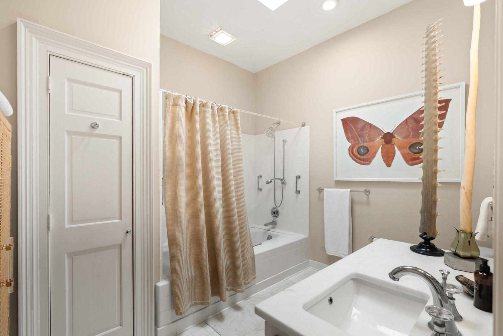 5 Legare Street, Unit C Charleston, SC 29401 - Photo 19 of 46 42