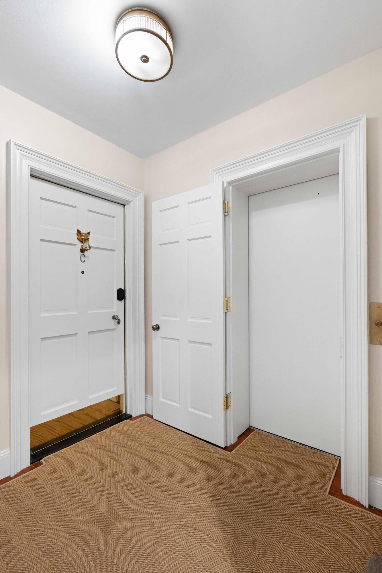 5 Legare Street, Unit C Charleston, SC 29401 - Photo 4 of 46 7