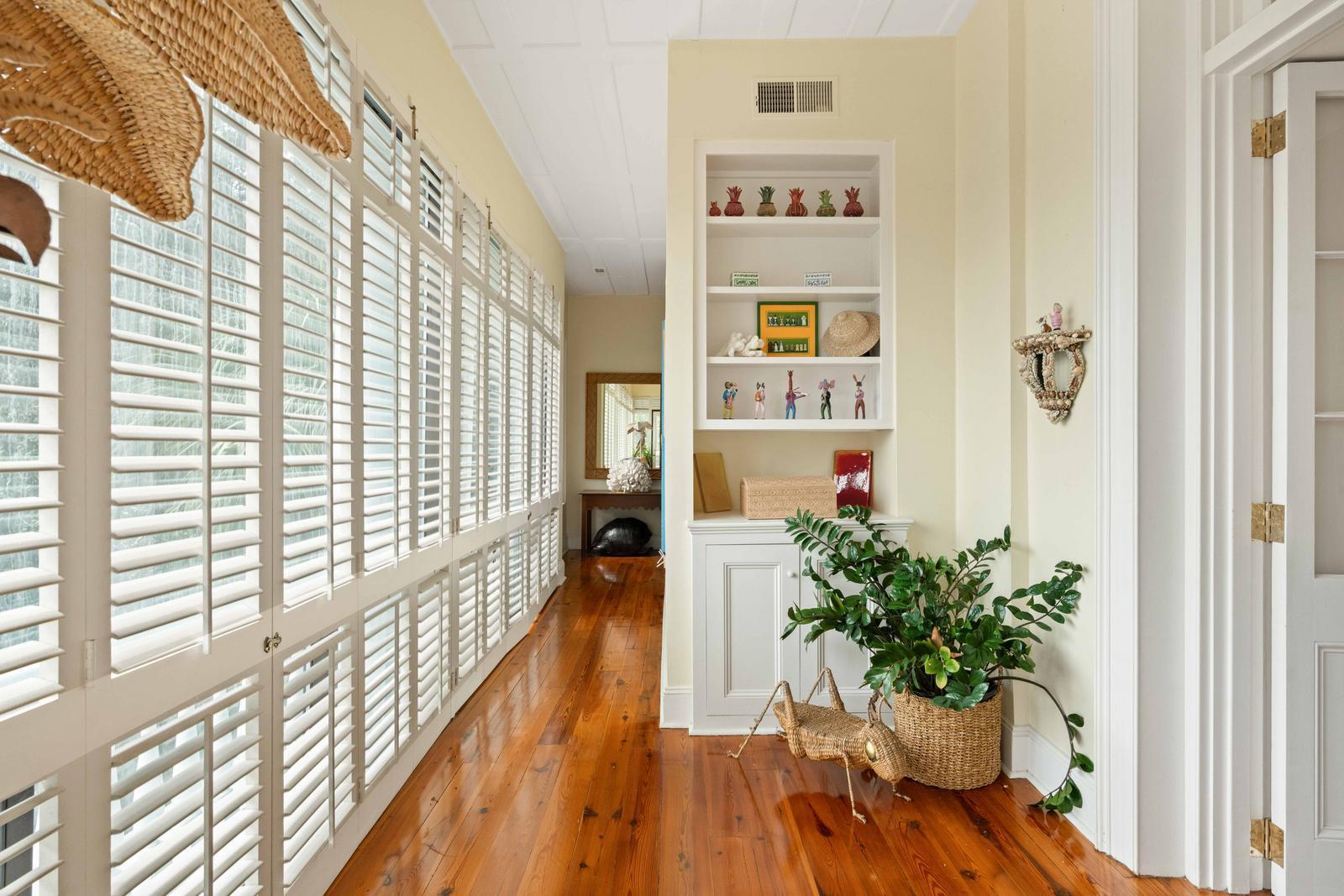 5 Legare Street, Unit C Charleston, SC 29401 - Photo 10 of 46 15