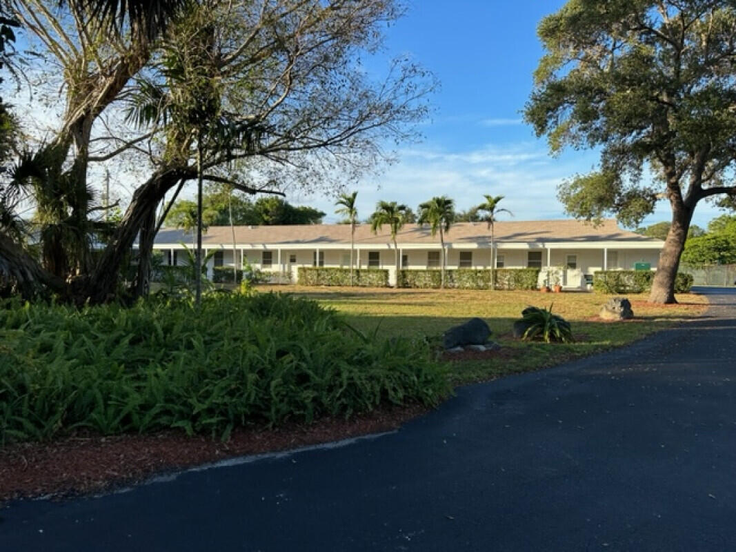 3000 Northwest 5th Avenue, Unit 18 Boca Raton, FL 33431 - Photo 4 of 15 5