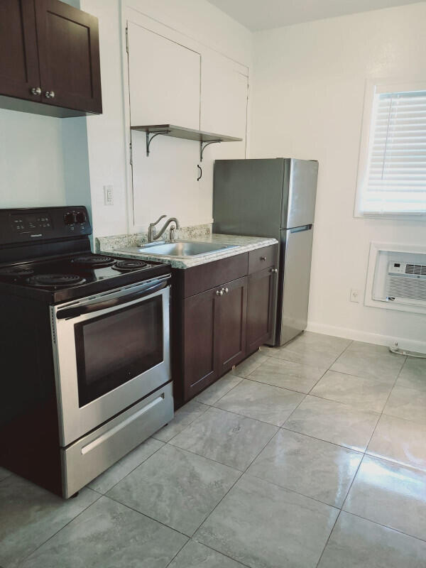 3000 Northwest 5th Avenue, Unit 18 Boca Raton, FL 33431 - Photo 10 of 15 15