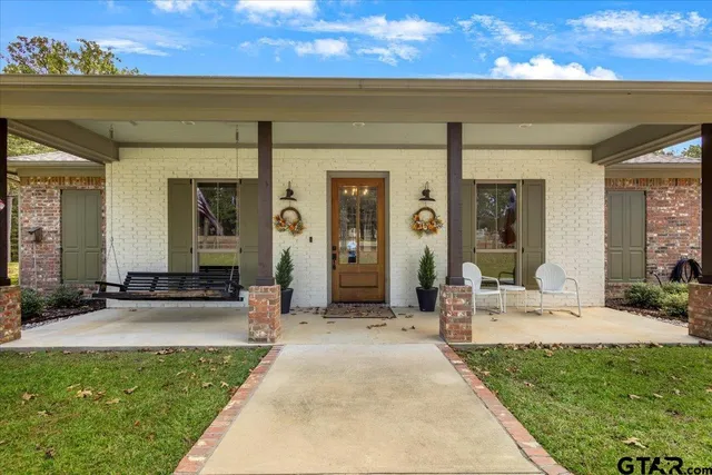 a front view of a house