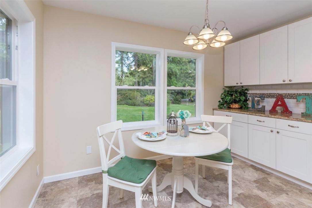 225 Sunnyhill Road West Bremerton, WA 98312 - Photo 11 of 22 Gallery Image 11