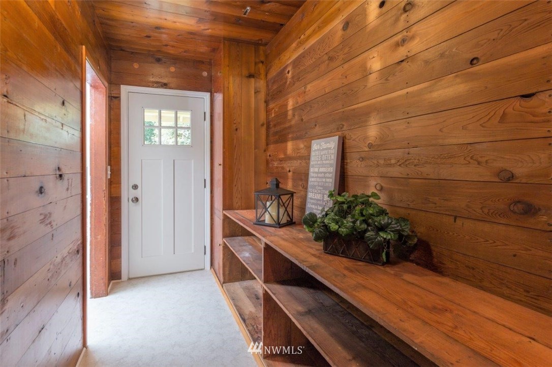 225 Sunnyhill Road West Bremerton, WA 98312 - Photo 14 of 22 Gallery Image 14