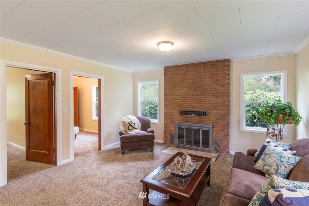 225 Sunnyhill Road West Bremerton, WA 98312 - Photo 6 of 22 Gallery Image 6