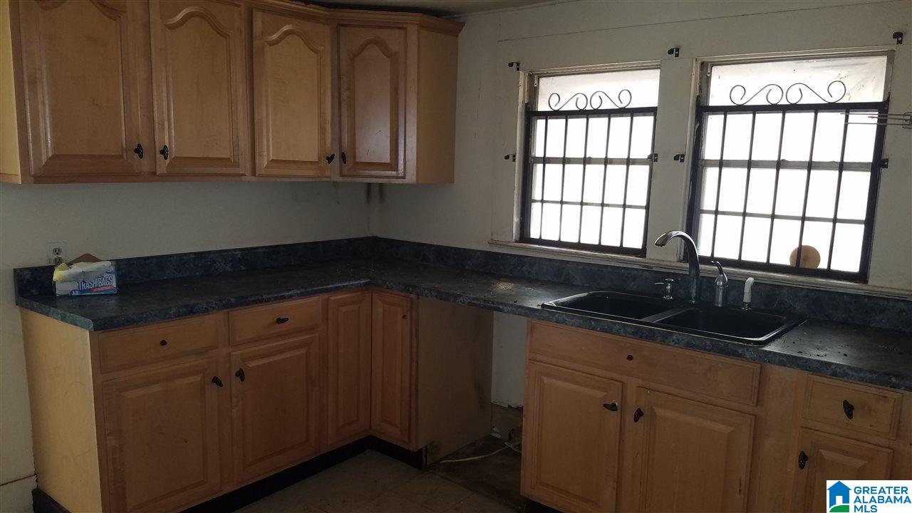 1900 Pearson Avenue Southwest Birmingham, AL 35211 - Photo 6 of 19