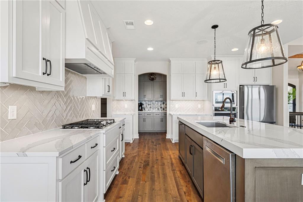 1013 Old Hickory Road Greenwood, MO 64034 - Photo 19 of 50