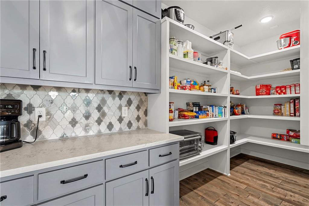 1013 Old Hickory Road Greenwood, MO 64034 - Photo 20 of 50