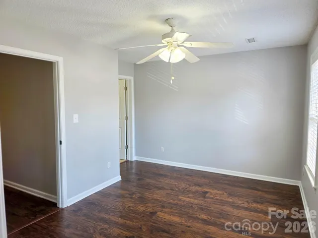 $194,900 | 1491 20th Avenue Northeast, Unit 4, Hickory, NC 28601