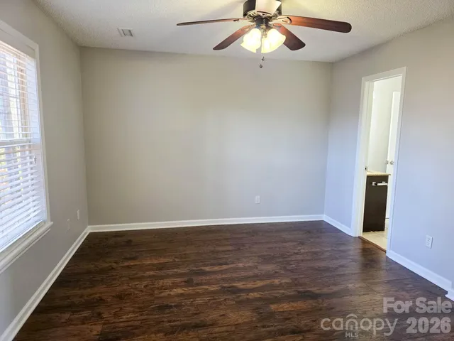 $194,900 | 1491 20th Avenue Northeast, Unit 4, Hickory, NC 28601