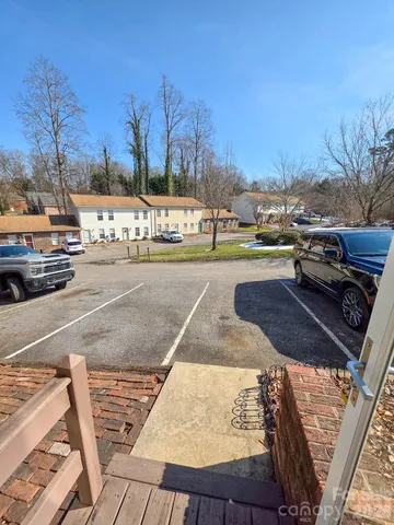 $194,900 | 1491 20th Avenue Northeast, Unit 4, Hickory, NC 28601