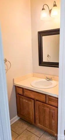 $194,900 | 1491 20th Avenue Northeast, Unit 4, Hickory, NC 28601