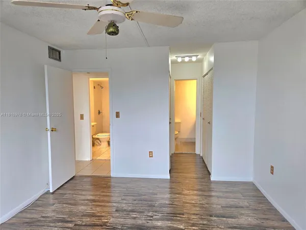 $2,350 | 2500 Northeast 135th Street, Unit B208, North Miami, FL 33181