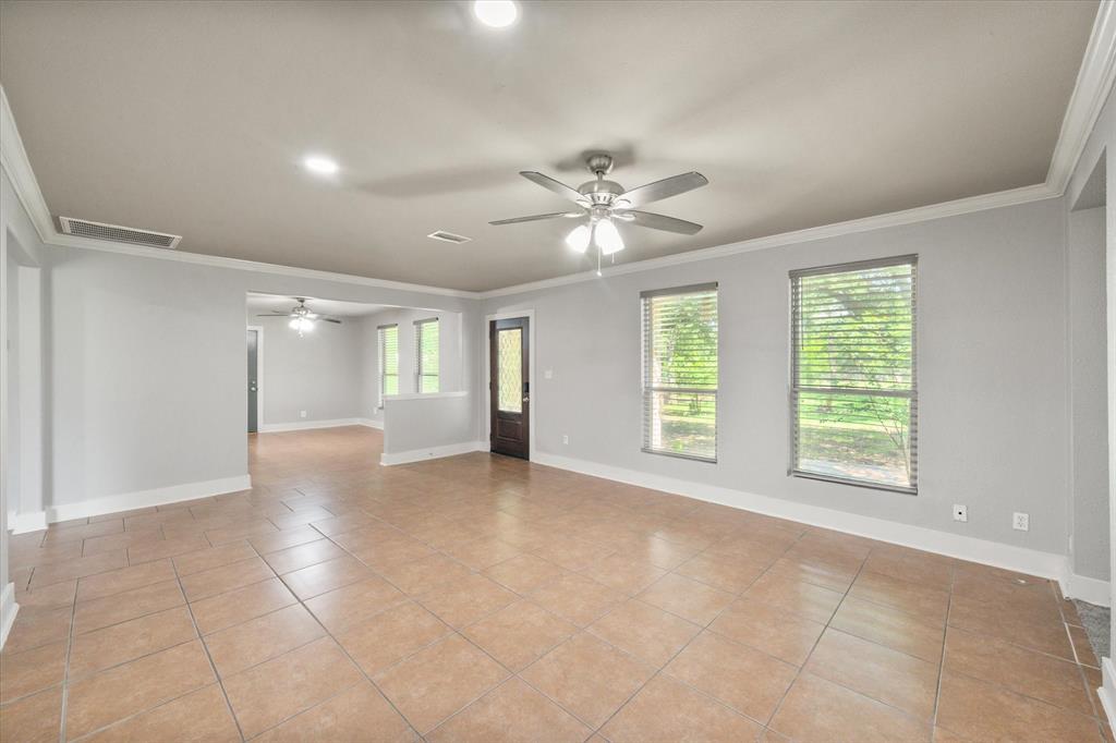 529 Nw Creek Rice, TX 75155 - Photo 8 of 26