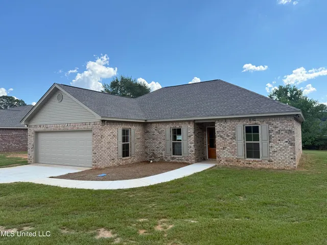 $269,900 | 103 Caleb Cove, Carthage, MS 39051
