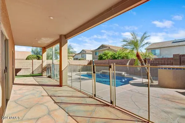 $2,650 | 15441 West Shangri La Road, Surprise, AZ 85379