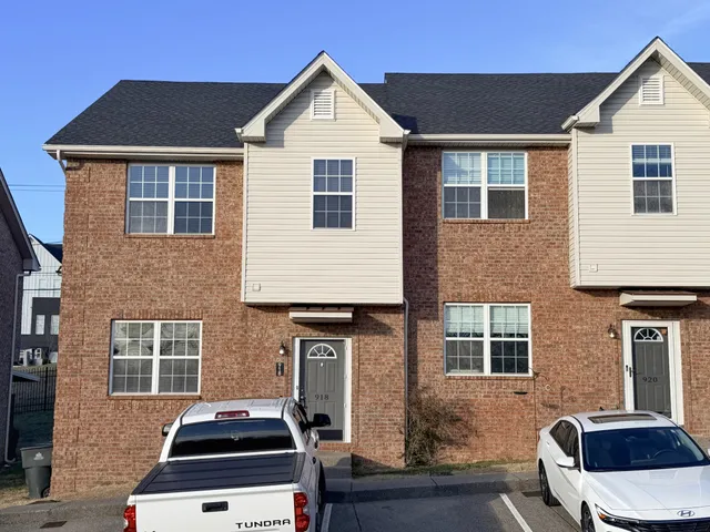 $2,000 | 918 Spence Enclave Court, Nashville, TN 37210