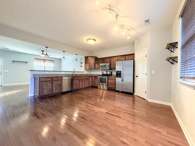 $2,000 | 918 Spence Enclave Court, Nashville, TN 37210