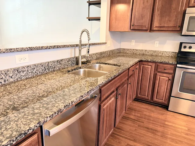 $2,000 | 918 Spence Enclave Court, Nashville, TN 37210