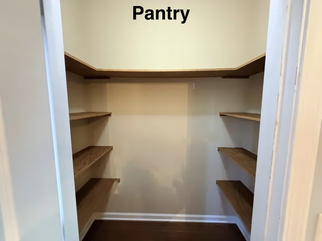 $2,000 | 918 Spence Enclave Court, Nashville, TN 37210