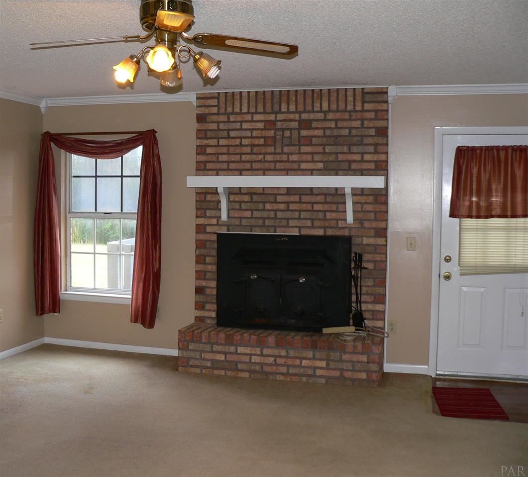 4005 Peanut Road Cottondale, FL 32431 - Photo 9 of 12