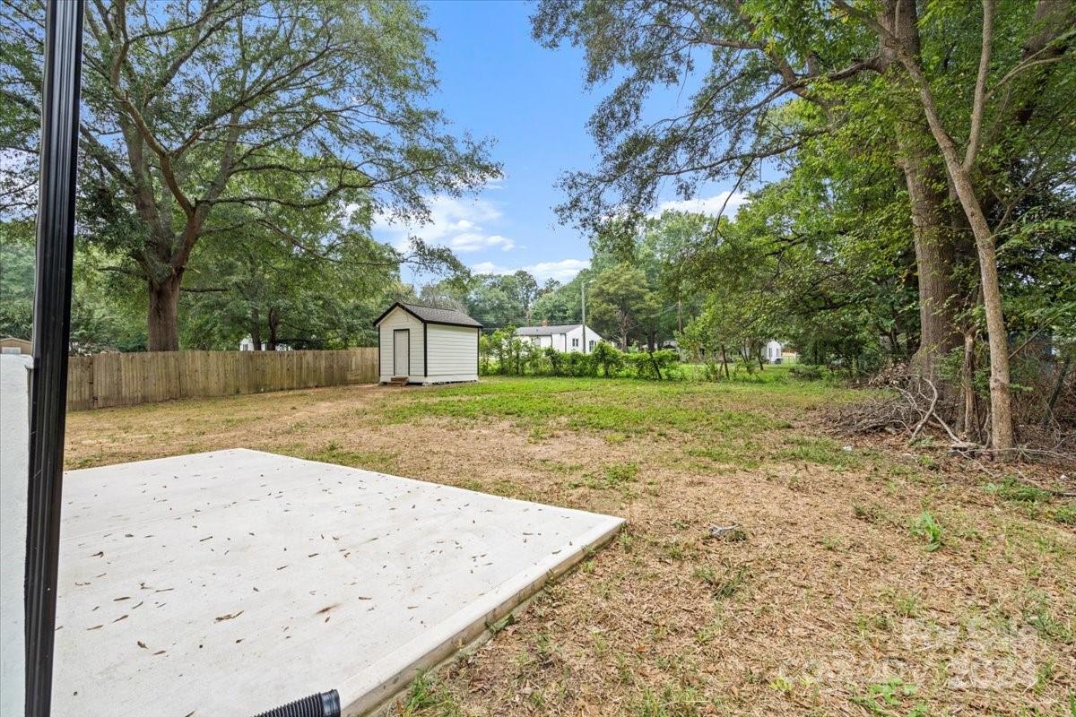 2746 Springbrook Circle Gastonia, NC 28052 - Photo 32 of 44 Gallery Image 32