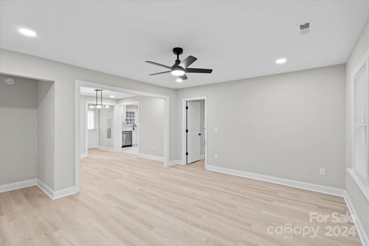 2746 Springbrook Circle Gastonia, NC 28052 - Photo 8 of 44 Gallery Image 8