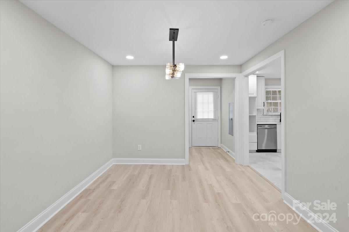 2746 Springbrook Circle Gastonia, NC 28052 - Photo 9 of 44 Gallery Image 9